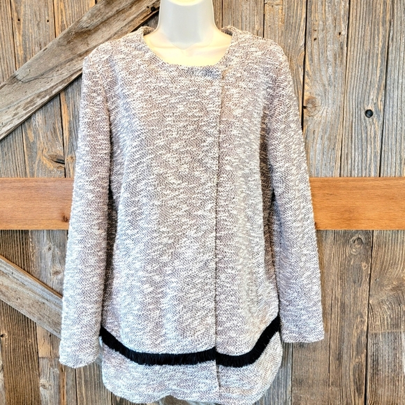 LOGO BY LORI GOLDSTEIN BOUCLE COATIGAN W/FRINGE DETAIL GRAY medium M - Picture 1 of 10